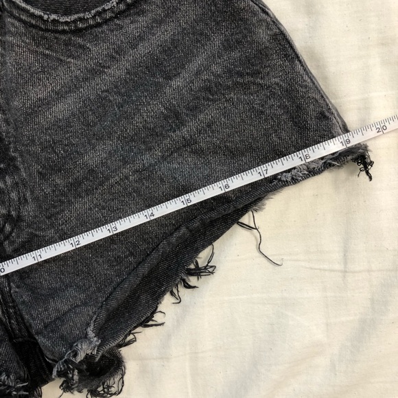 Levi’s 501 shorts - Picture 6 of 9